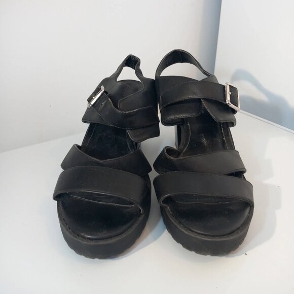 New Look Black Block Heel Sandals - Picture 1 of 6